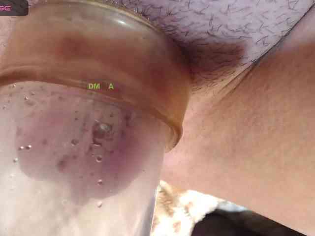 Meghan-M webcam
