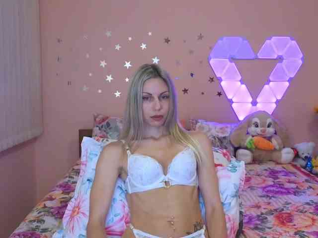 _L_o_v_e_ webcam