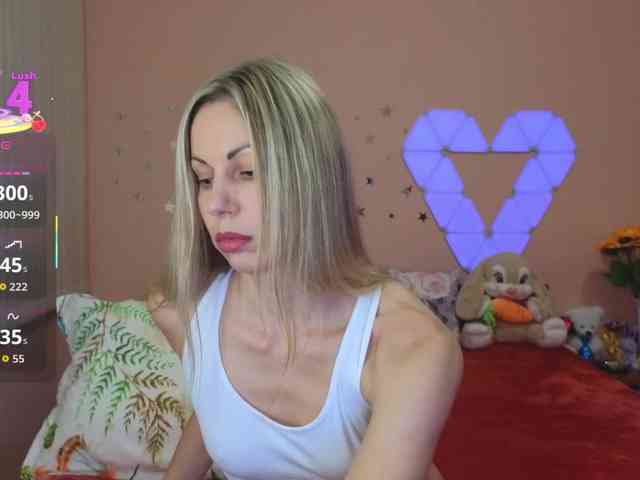 _L_o_v_e_ webcam