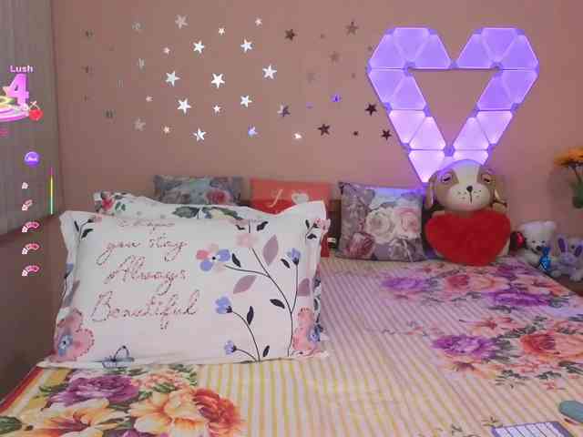 _L_o_v_e_ webcam