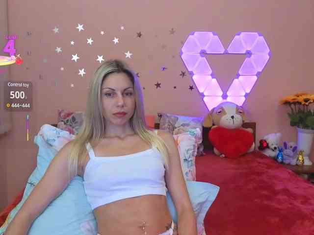 _L_o_v_e_ webcam