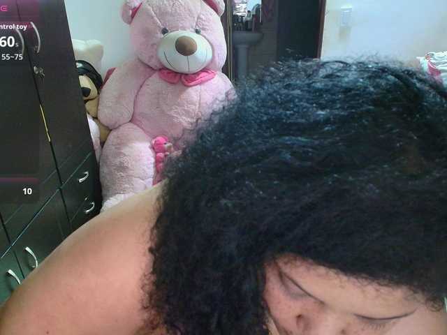 millarobertss webcam bongacams model stream image