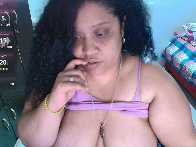 millarobertss webcam bongacams model stream image