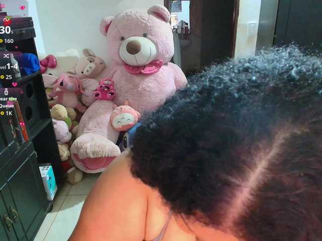 PandoraDreams's BongaCams show and profile