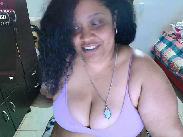 millarobertss webcam bongacams model stream image