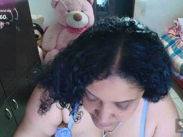 millarobertss webcam bongacams model stream image