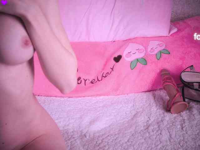 Pussylovekate webcam