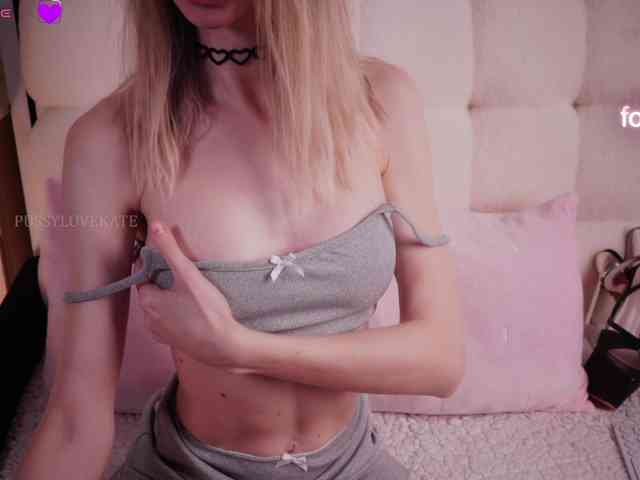Pussylovekate webcam