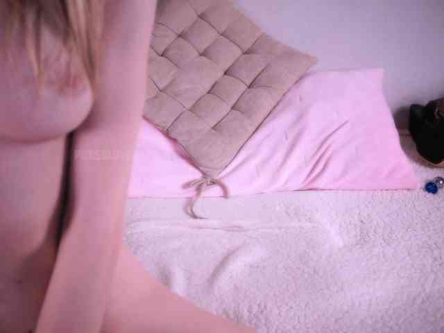 Pussylovekate webcam