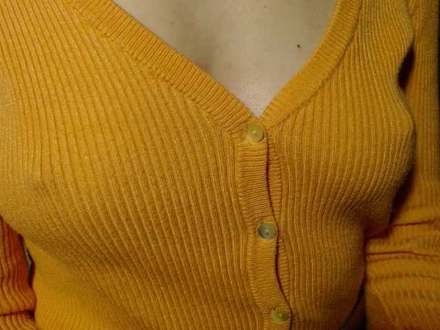 le modèle LorraineOSun est en webcam porno dans un show sur le site bongacams, il possède les tags suivants: White/Caucasian,Brunette,Shaved