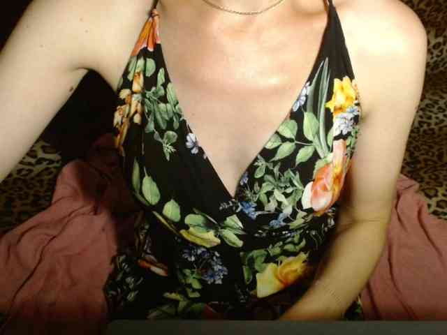 LorraineOSun webcam