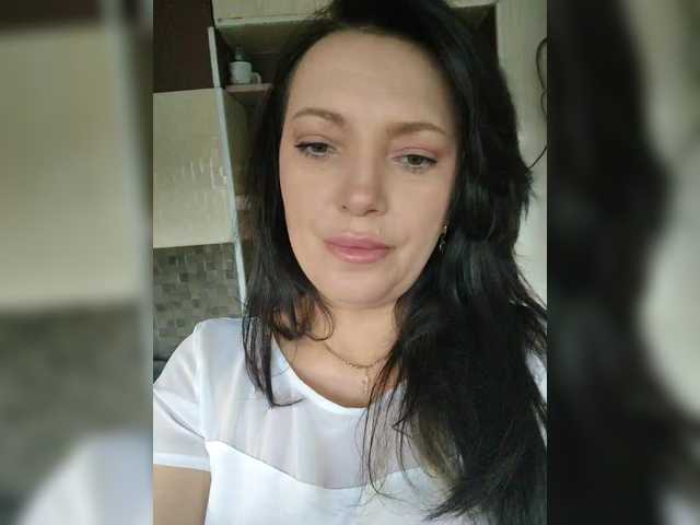 Lalili's BongaCams show and profile