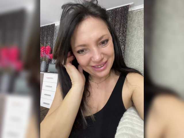 Lalili's BongaCams show and profile