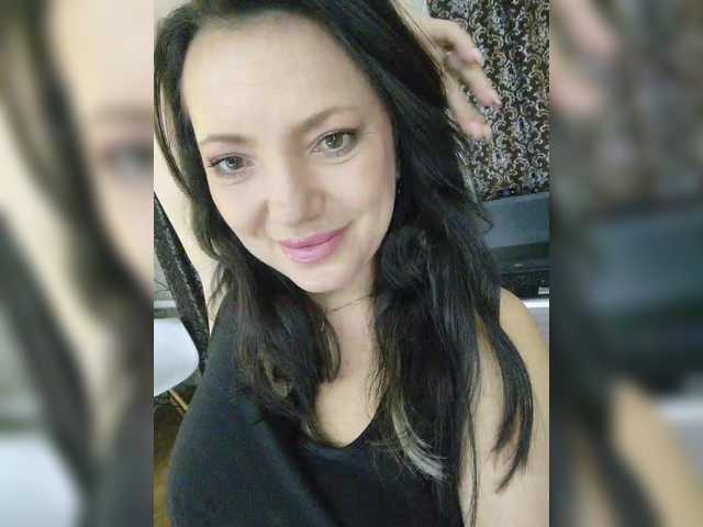 Lalili's BongaCams show and profile