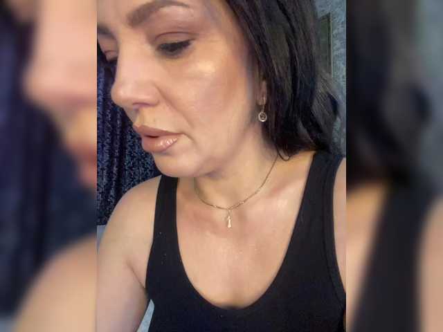 Lalili's BongaCams show and profile