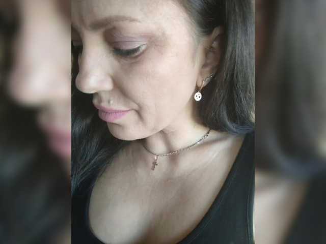 Lalili's BongaCams show and profile