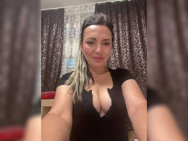  Lalili chat room