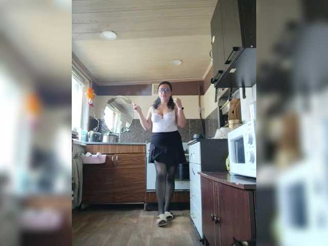 Lalili's BongaCams show and profile