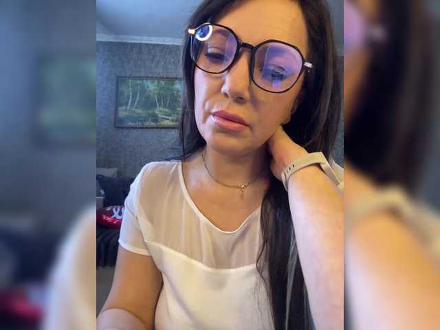 Lalili — Hello everyone! I'm Lola, I'm 42. Subscribe, don't forget to click on the heart, I'll be pleased! Favorite Vibro Lovensa 51-101-201: