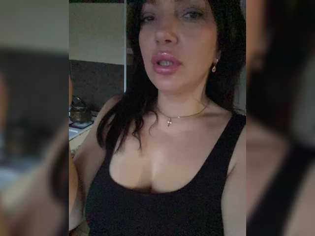 Lalili's BongaCams show and profile