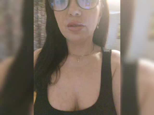 Lalili's BongaCams show and profile