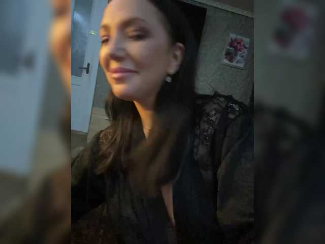 Lalili's BongaCams show and profile