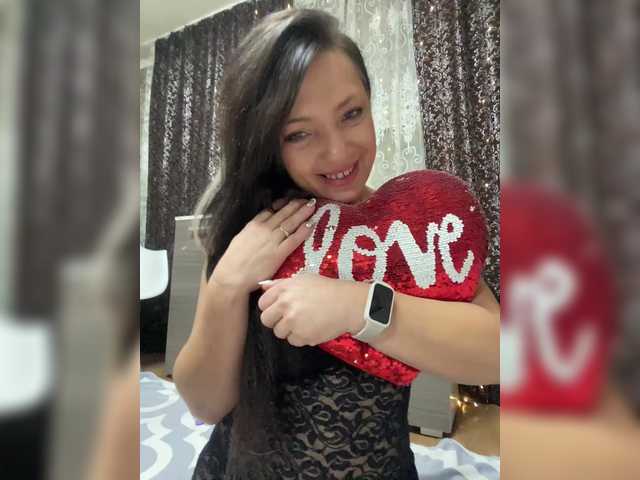 Lalili's BongaCams show and profile