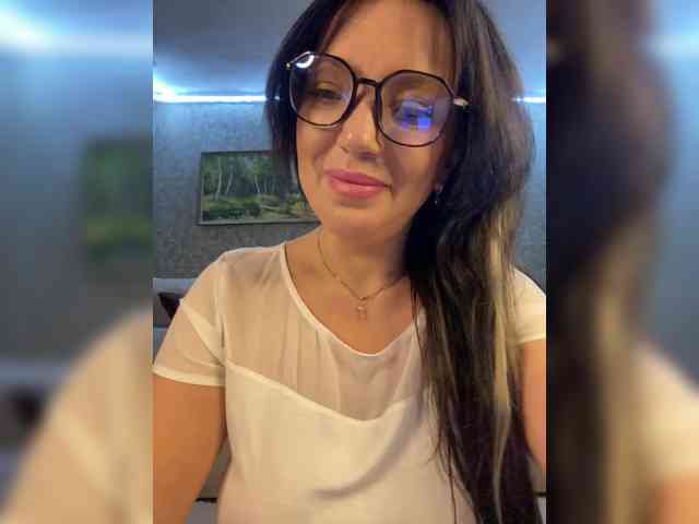 ProstoLolkaXXX webcam