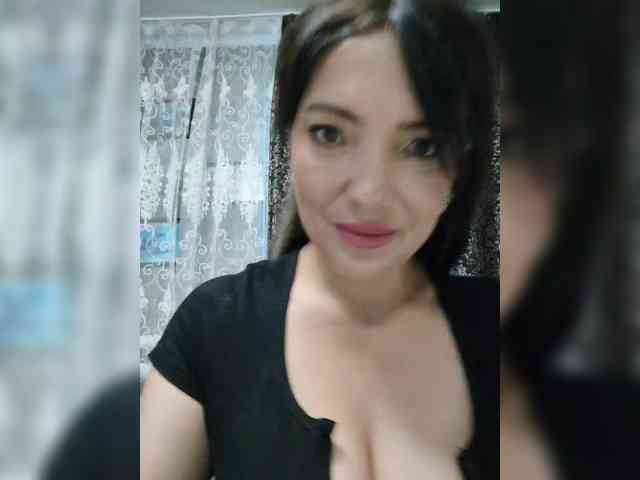 naked livechat Lalili