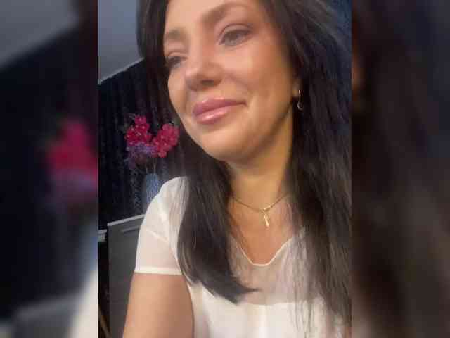 ProstoLolkaXXX webcam