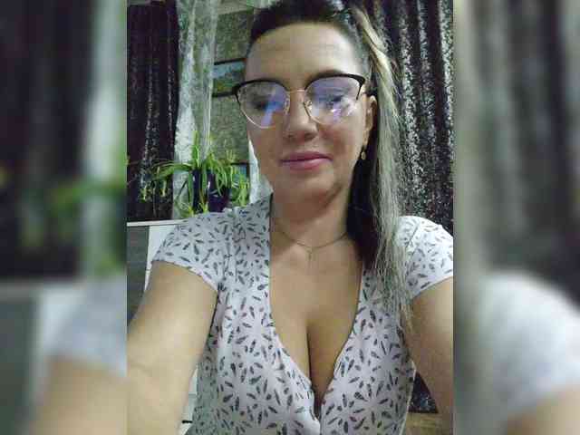 ProstoLolkaXXX webcam