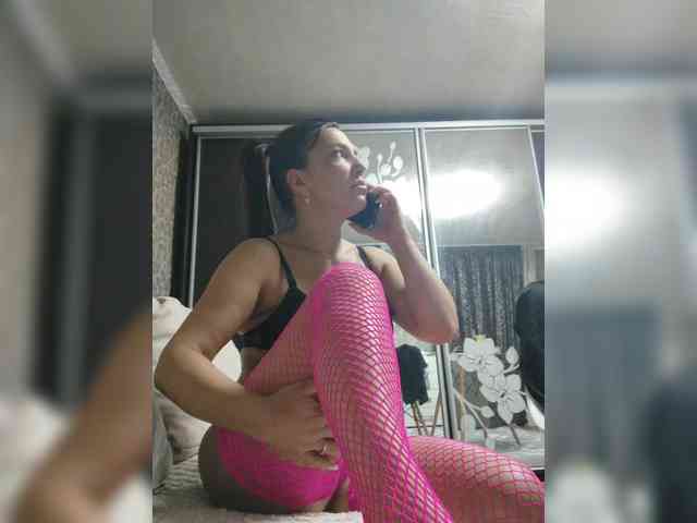 ProstoLolkaXXX webcam