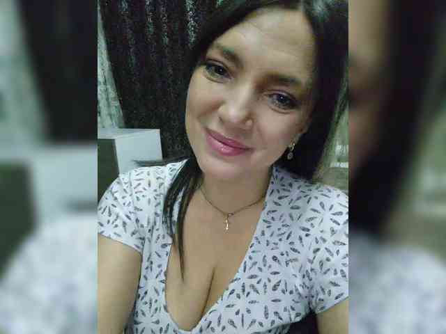 ProstoLolkaXXX webcam