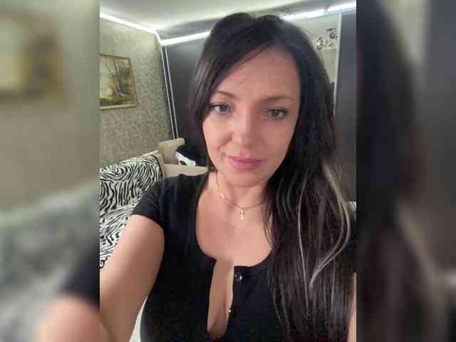 ProstoLolkaXXX webcam