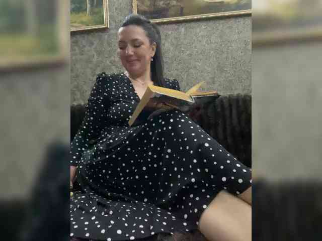 ProstoLolkaXXX webcam