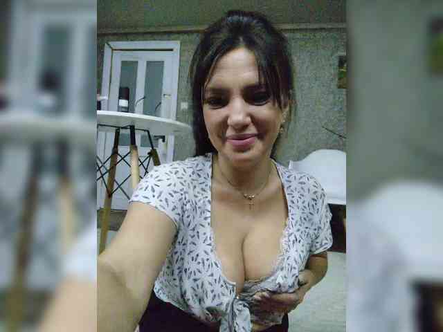 ProstoLolkaXXX webcam