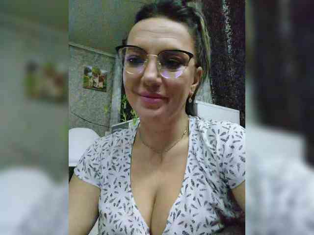 ProstoLolkaXXX webcam