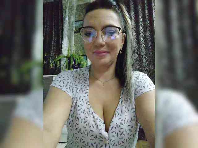 ProstoLolkaXXX webcam