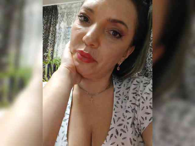 ProstoLolkaXXX webcam