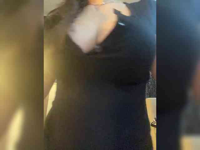 ProstoLolkaXXX webcam