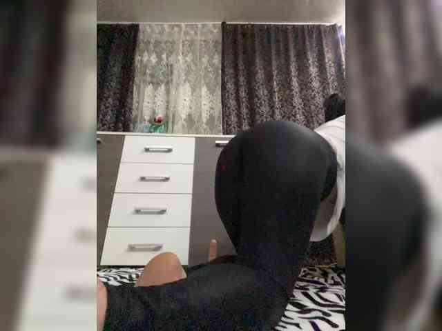 ProstoLolkaXXX webcam