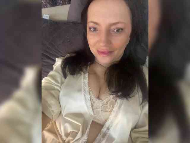 ProstoLolkaXXX webcam