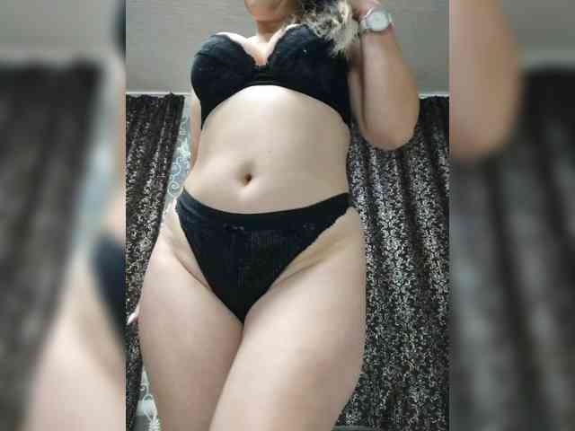 Lalili Live Webcam on BongaCams