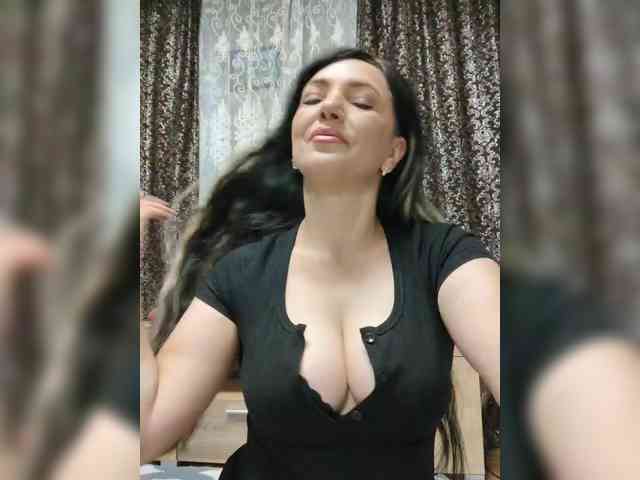 ProstoLolkaXXX webcam
