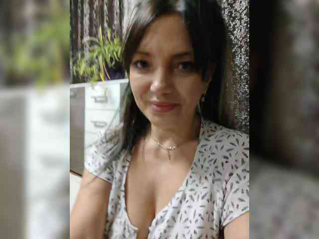 ProstoLolkaXXX webcam