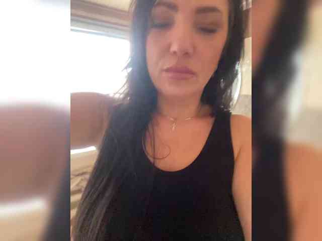 ProstoLolkaXXX webcam