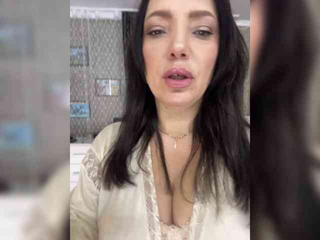 ProstoLolkaXXX webcam