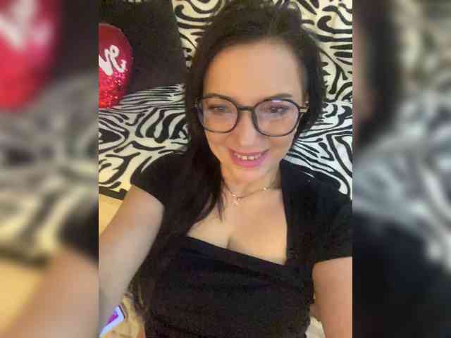 ProstoLolkaXXX webcam