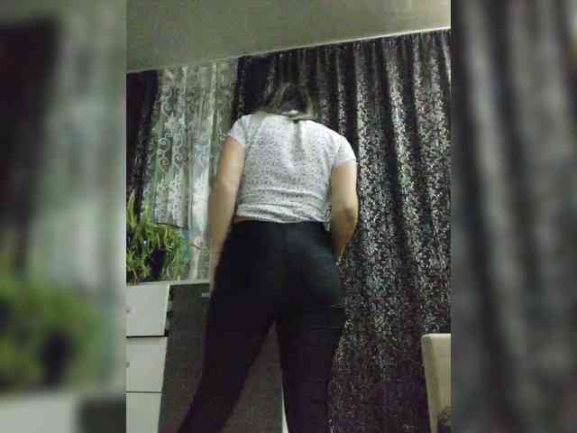 ProstoLolkaXXX webcam