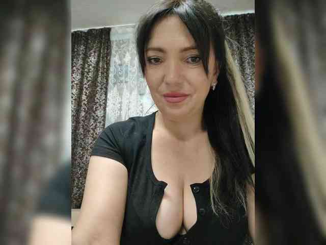 ProstoLolkaXXX webcam